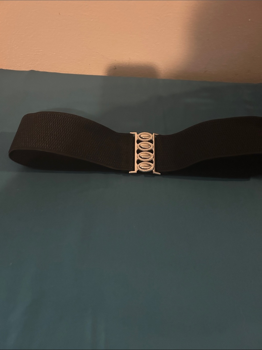 Source Unknown Black Elastic Waist Belt with Decorative Silver-Tone Buckle